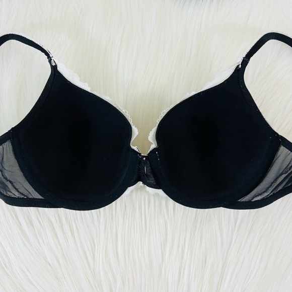 34C/M Victoria’s Secret Body by Victoria Bra & Cheekini Pantie Set - Picture 8 of 14